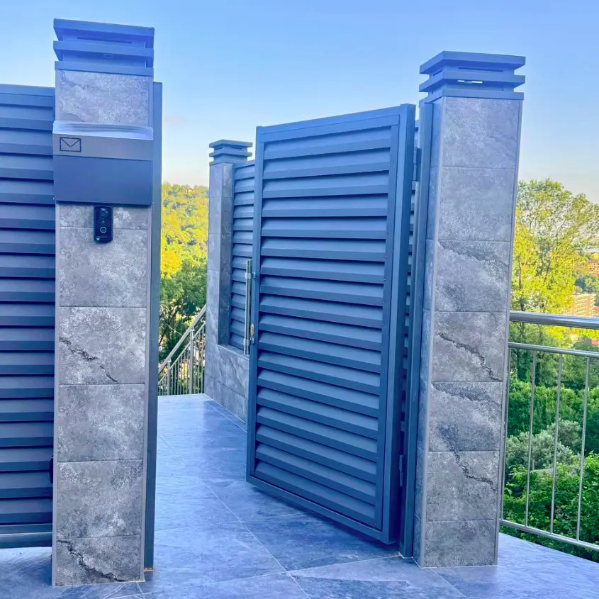 Фото 4 забор Реснички 7024 МАТТЕ Серый Графит матовый двусторонний