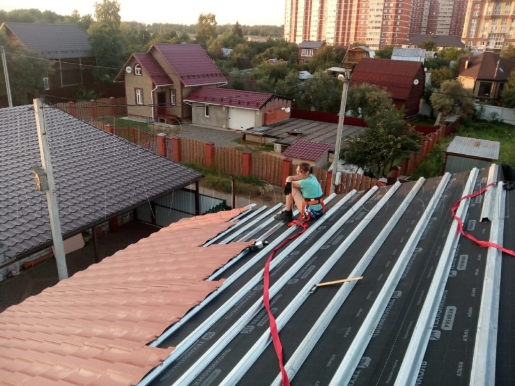 Металлочерепица Геркулес 8004 терракотовый Стальной Бархат от Центра Металлокровли в Бишкеке